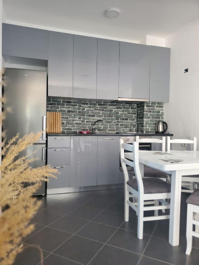 Apartments Big Family Δυρράχιο Εξωτερικό φωτογραφία